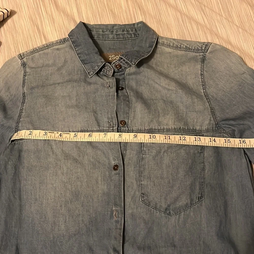 Button down - Picture 9 of 13